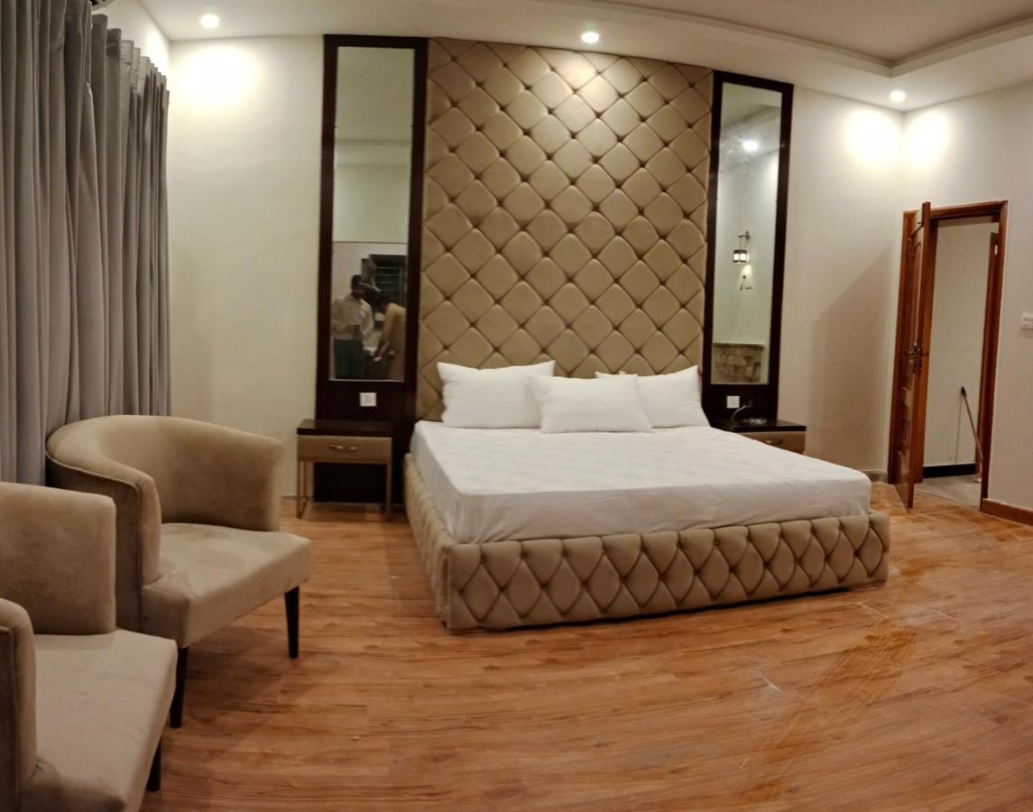 Hayat Grand Guest House Islamabad Extérieur photo