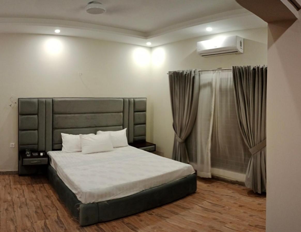 Hayat Grand Guest House Islamabad Extérieur photo