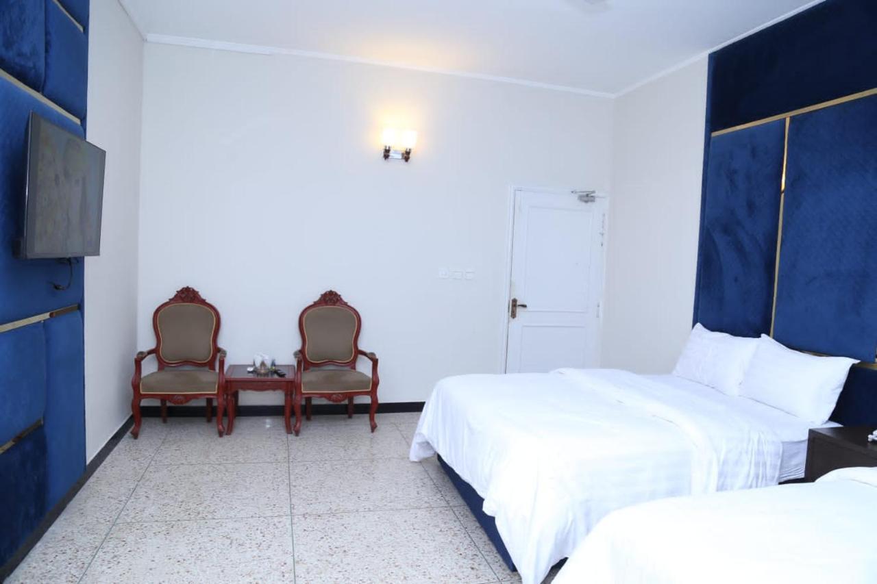 Hayat Grand Guest House Islamabad Extérieur photo