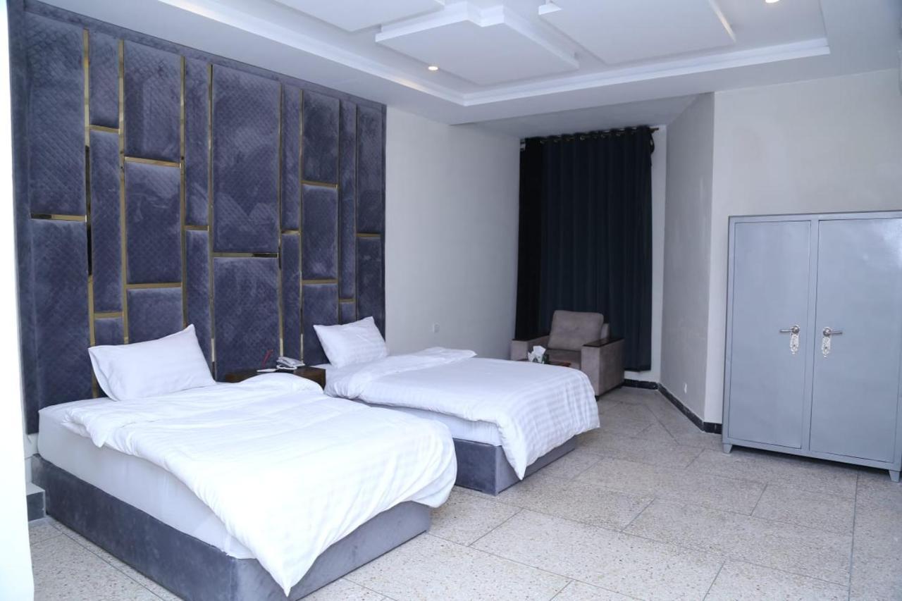 Hayat Grand Guest House Islamabad Extérieur photo