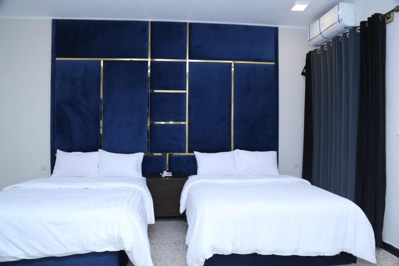 Hayat Grand Guest House Islamabad Extérieur photo